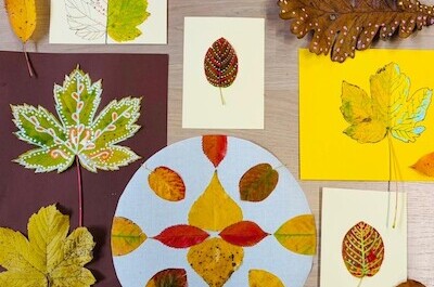 Schilderijen maken met herfstblaadjes